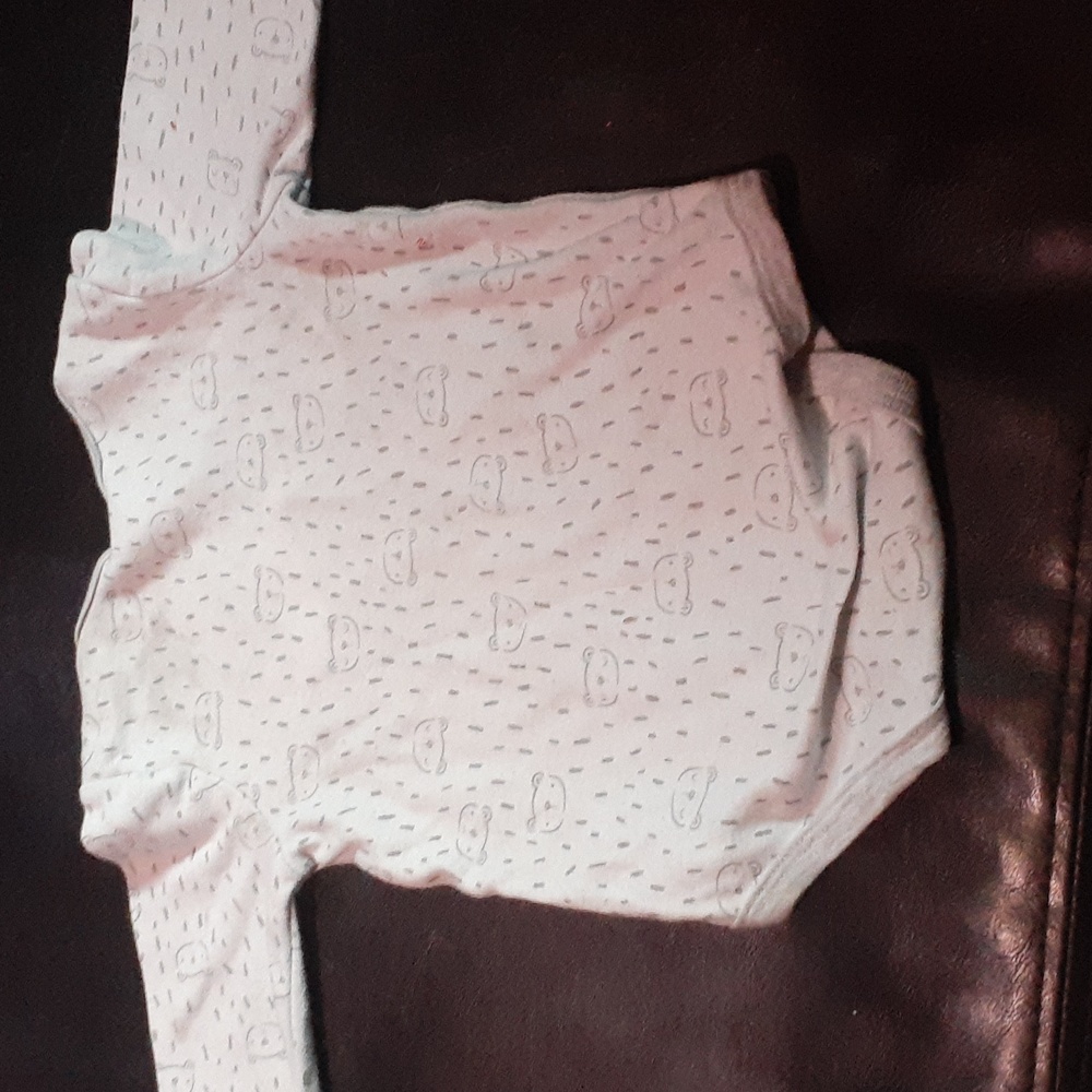 Baby clothes - Picture 3 of 3